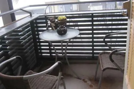 Apartment Koti Pyhaejaerven Rannalla Tampereella