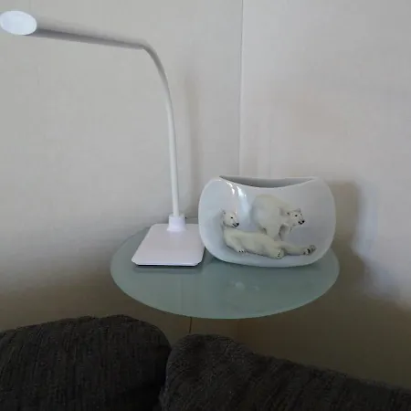 Apartment Koti Pyhaejaerven Rannalla Tampereella *