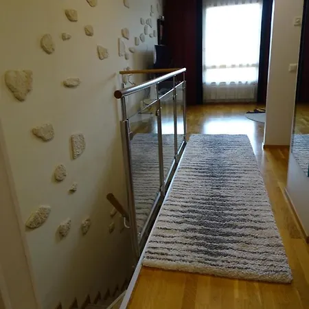 Koti Pyhaejaerven Rannalla, Mustavuori Tampereella Apartmán Tampere