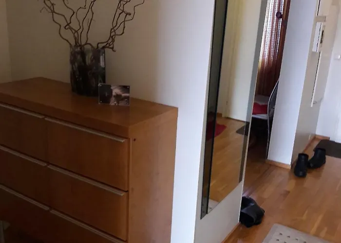 Appartamento Koti Pyhaejaerven Rannalla, Mustavuori Tampereella